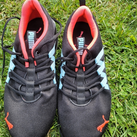 Puma Shoes - Picture 5 of 6